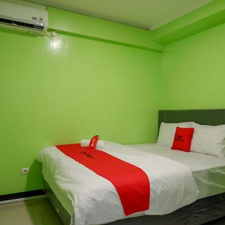 Reddoorz @ Jalan Gatot Subroto Semarang Otel Dış mekan fotoğraf